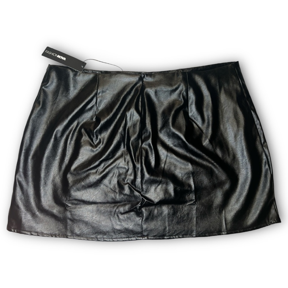 LEATHER MINI SKIRT